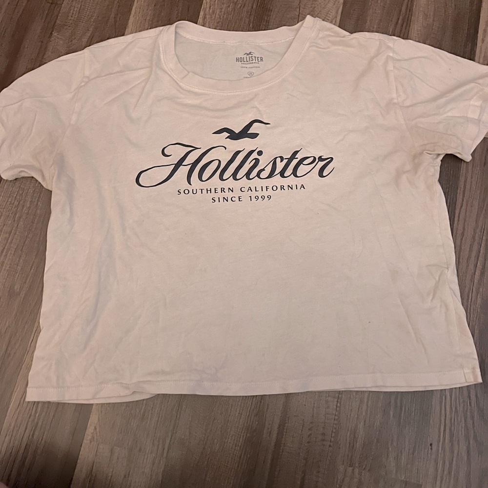Hollister Cream Logo T-Shirt
